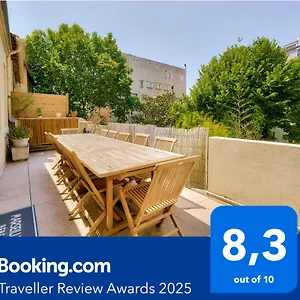 nocnoc-le-plouf-standing-loft-a-c-terrace-12p.fr-provencehotel.com/